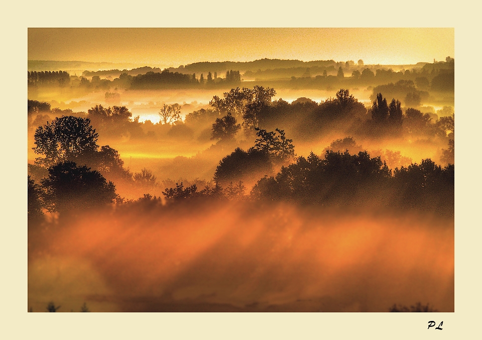 Lever de soleil sur ma campagne