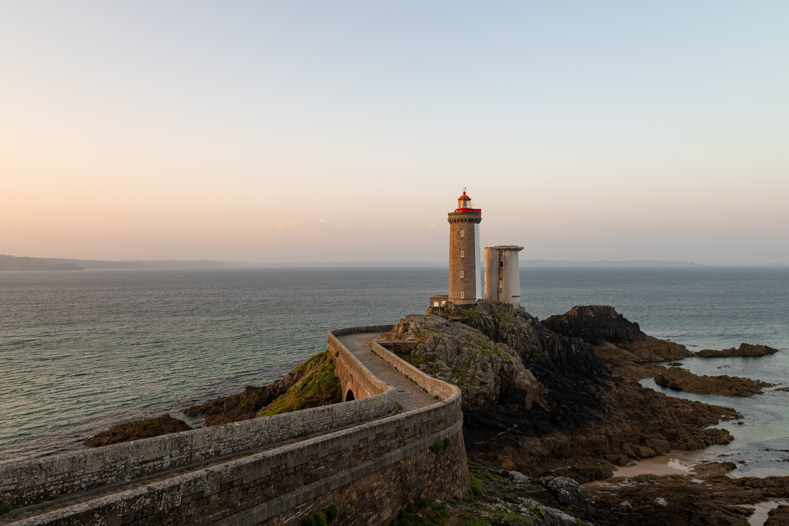 Lever du soleil a la Phare du Petit Minou