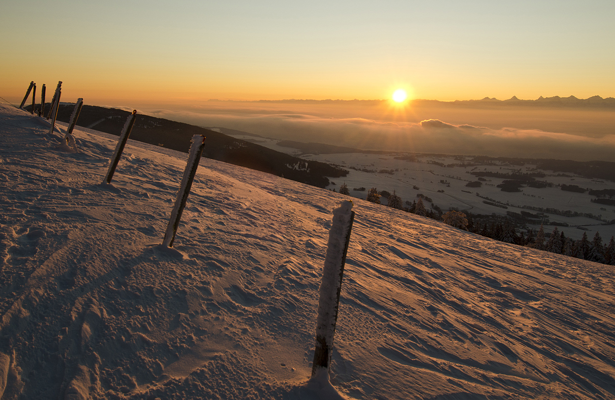 Lever du soleil au Chasseral