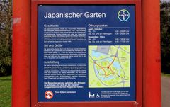 Leverkusen - Bayer, Japanischer Garten, beginnende Blüte