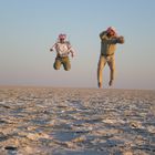 LEVITANDO EN EL DESIERTO...