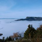 L'extrémité sud du plateau au dessus de Roquefort sur Soulzon (12) au dessus des nuages