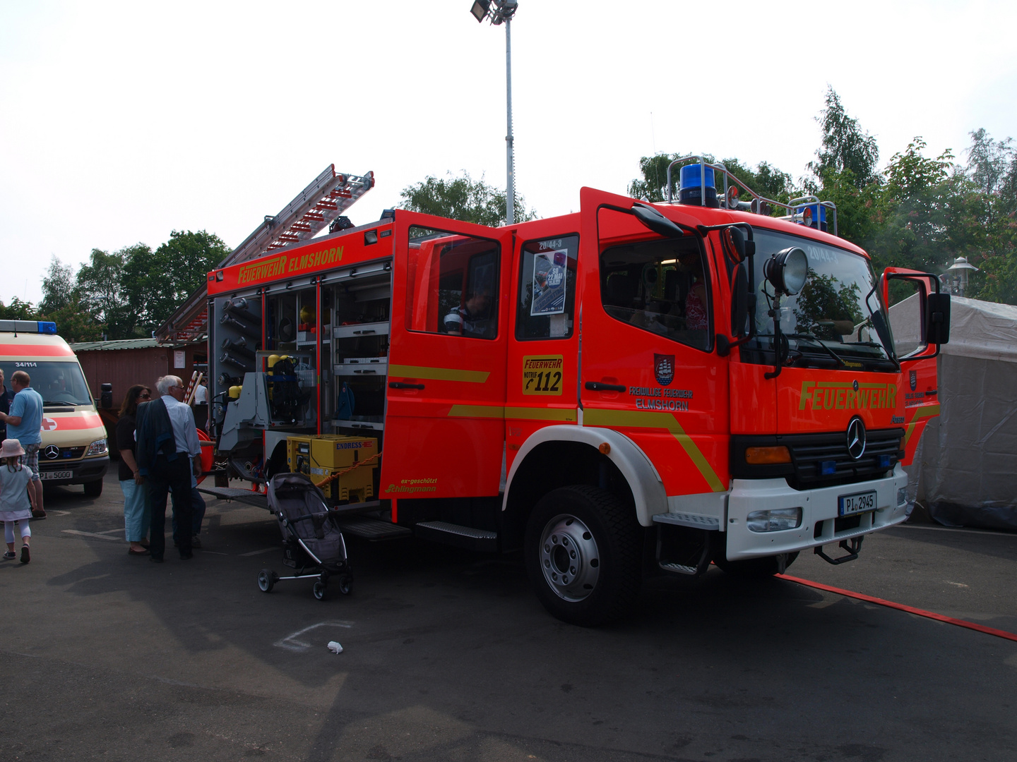 Lf 16 12 Foto Bild Autos Zweirader Feuerwehr Polizeifahrzeuge Verkehr Fahrzeuge Bilder Auf Fotocommunity