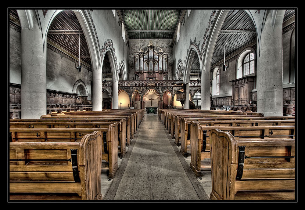 L'ÉGLISE FRANÇAISE