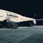 LH 747