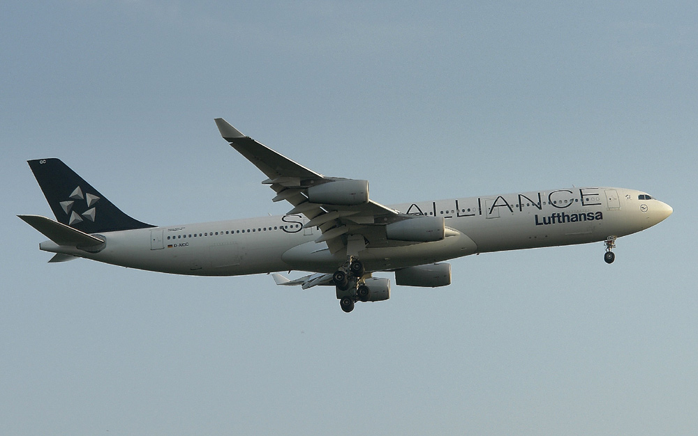 LH A 340-300