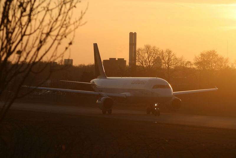 LH A320 in Wintersonne