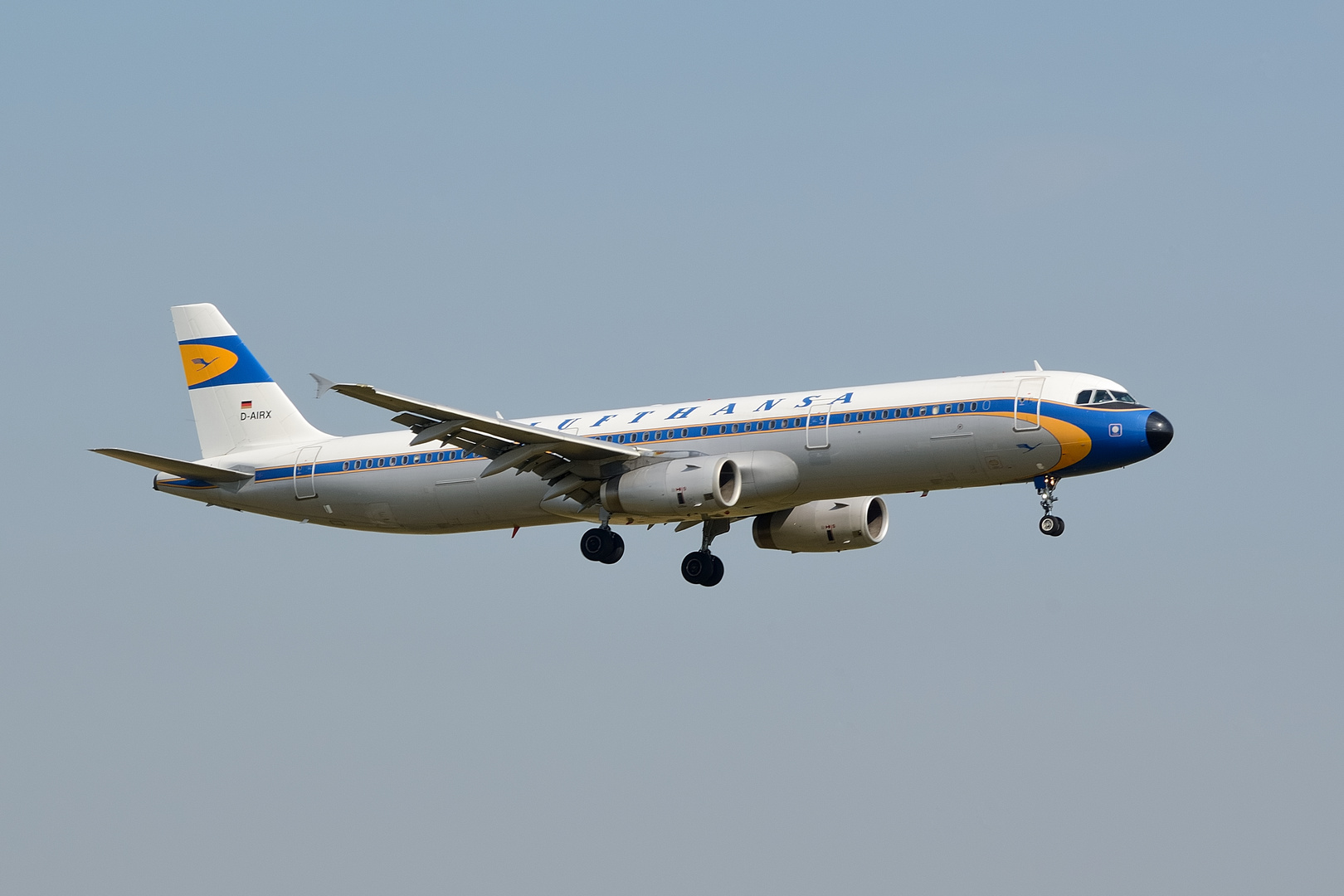 LH-Airbus A321 "Retro"