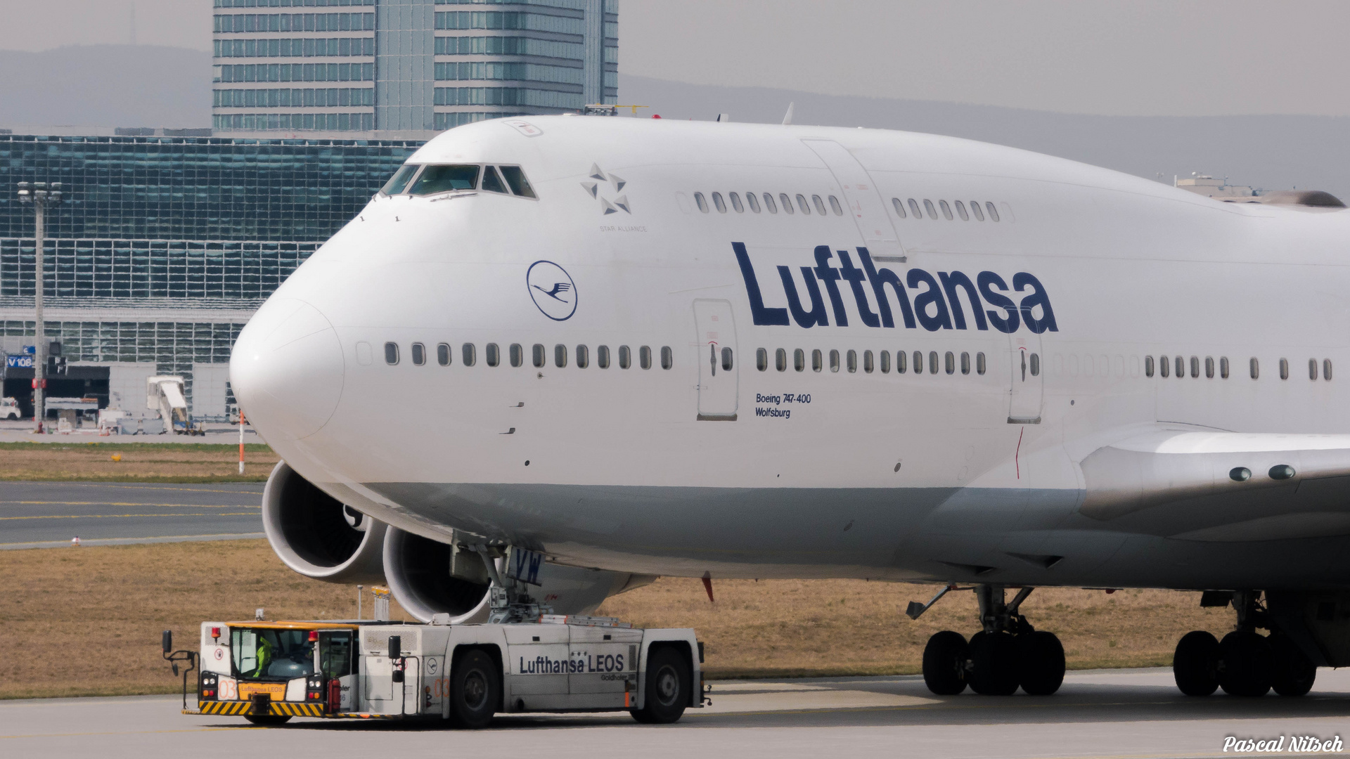 LH Boeing 747-430 (D-ABVW)