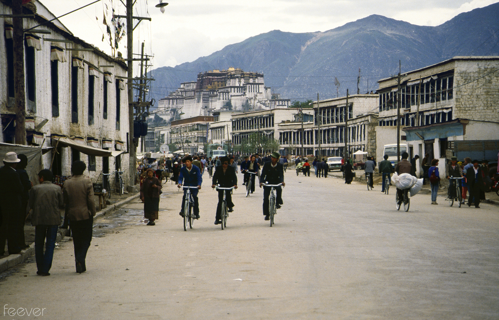 Lhasa 1987: Beijing Lu