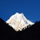 Lho, Sonnenaufgang am Manaslu