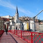 L'homme du pont rouge