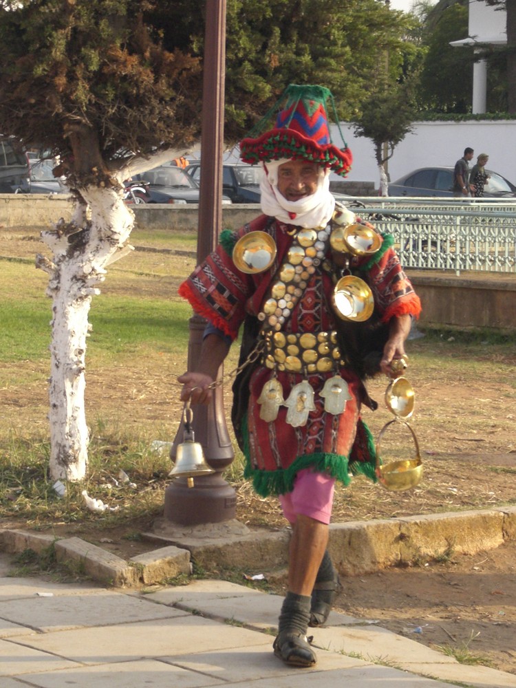 L'homme qui distribue l'eau