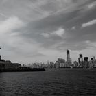 Liberty Island mit Downtown Manhattan