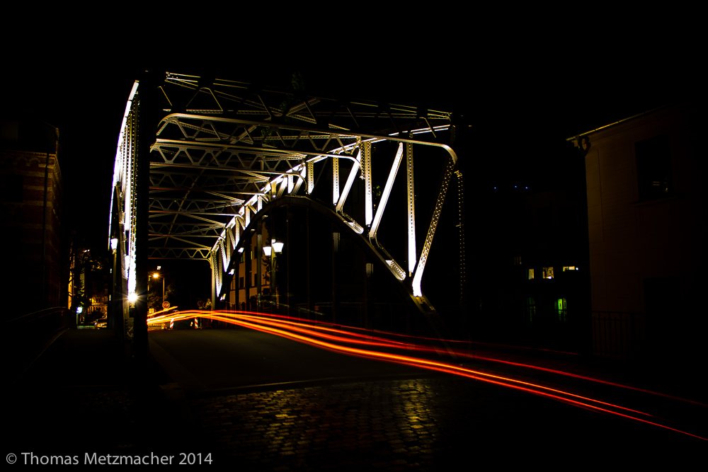 Lichstreifen an der Könneritzbrücke, Leipzig