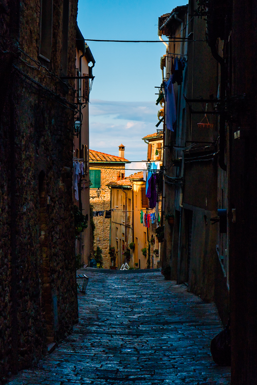 Licht am Ende der Gasse