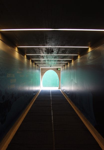 Licht am Ende des Tunnels von Klaus-Peter Beck
