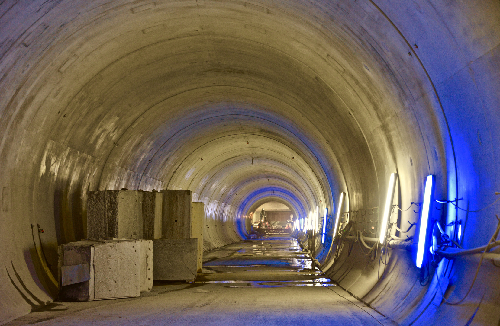 "Licht am Ende des Tunnels....."