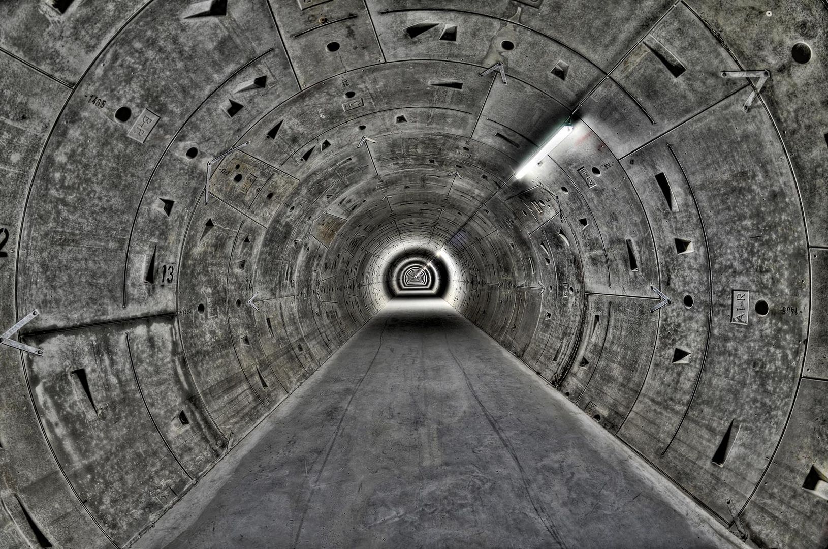 Licht am Ende des Tunnels, XFEL  DESY CERN