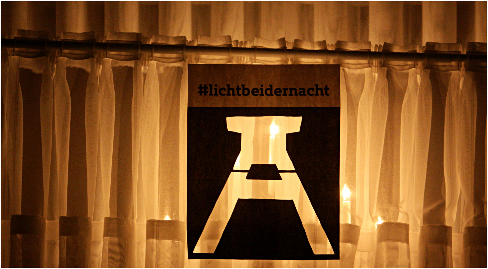 + Licht bei der Nacht +