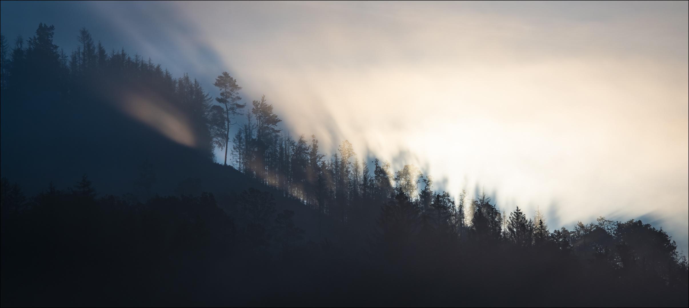 Licht bricht sich Bahn