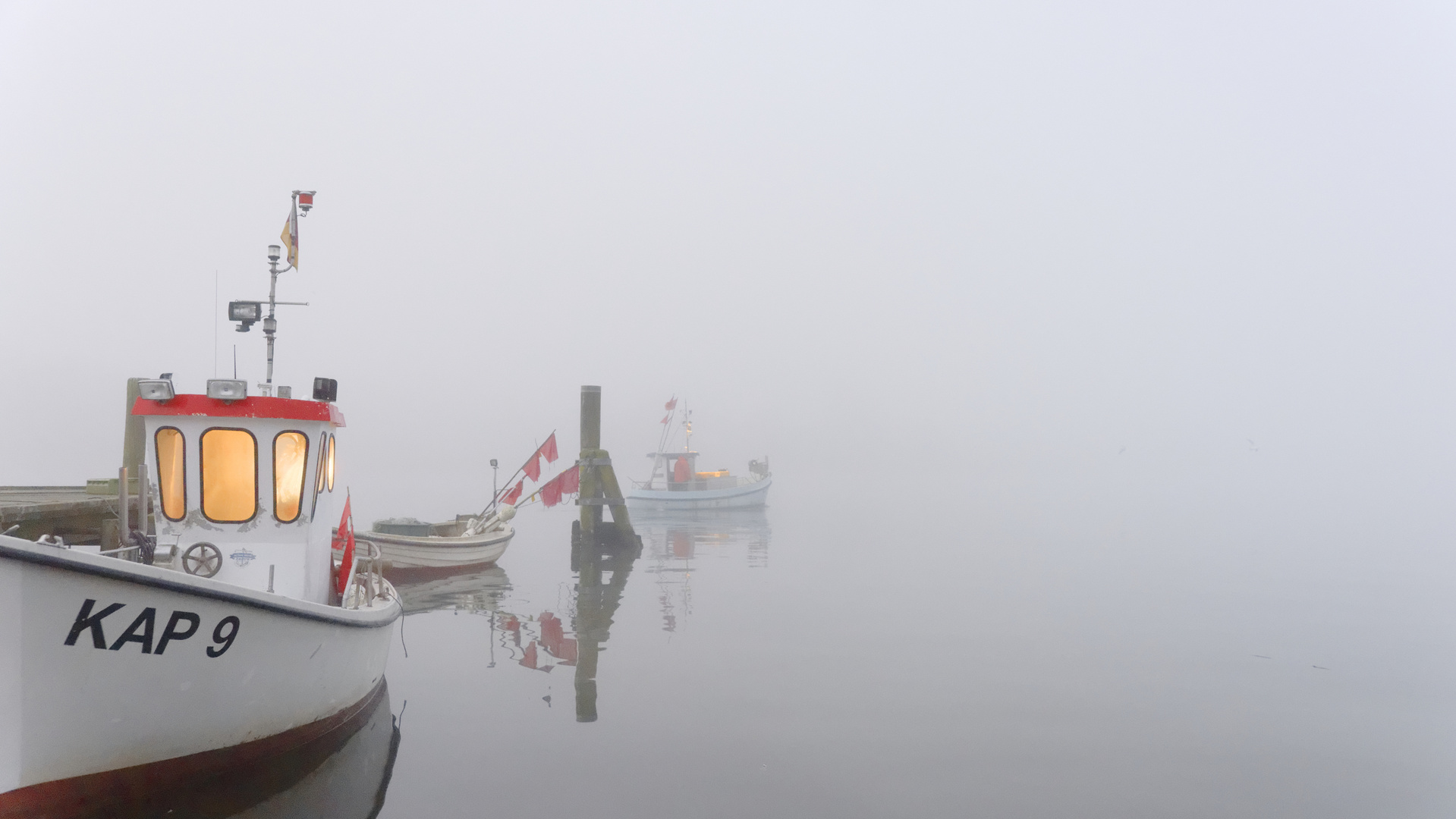 Licht im Hafen