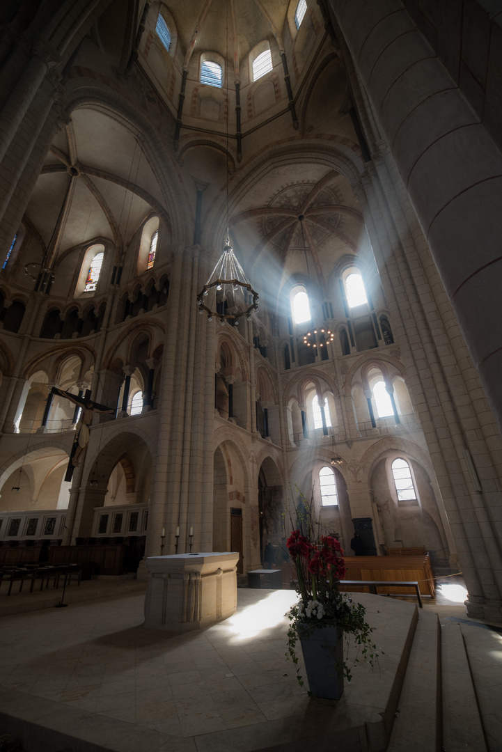 Licht im Limburger Dom