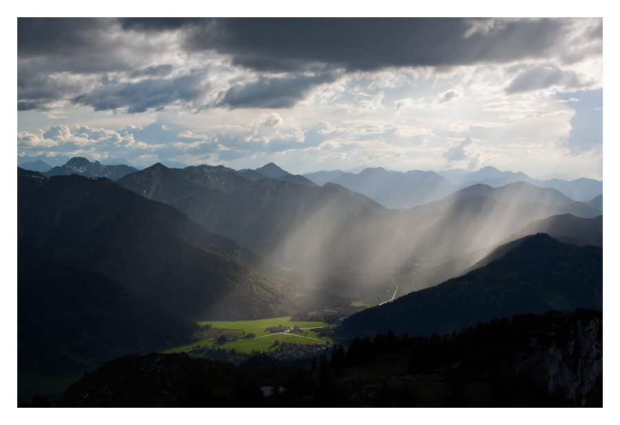 Licht im Tal