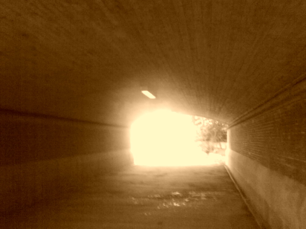 Licht im Tunnel,...