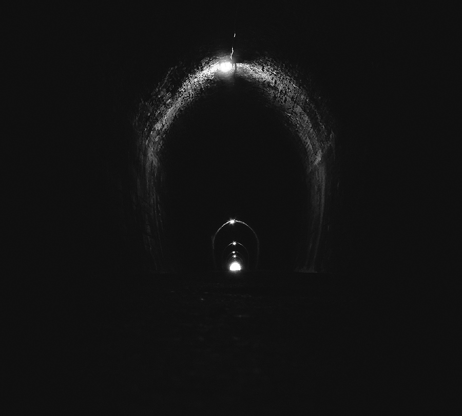 Licht im Tunnel? Foto & Bild architektur, tunnel tunell, reisen Bilder auf