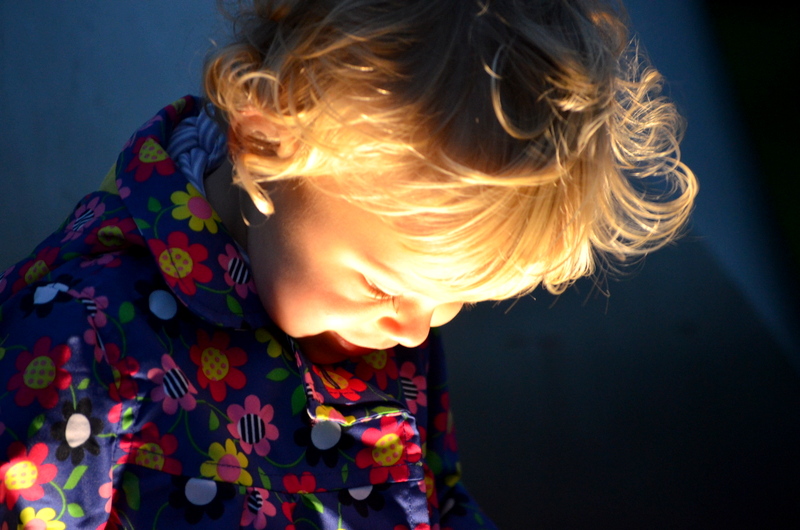 Licht ist schon was tolles.....Für Kinder ist jede Kleinigkeit was neues und tolles :)