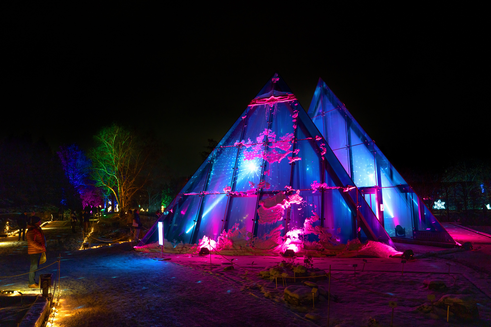 Licht Pyramiden im Christmas Garden Hamburg