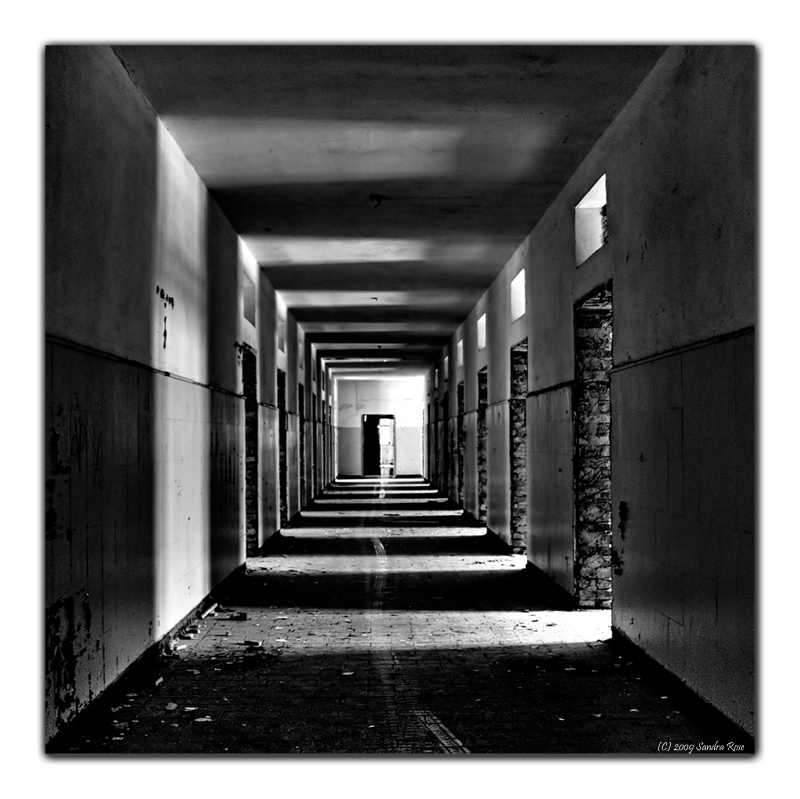 <em>Licht &amp; Schatten</em> Foto &amp; Bild architektur, lost places, motive