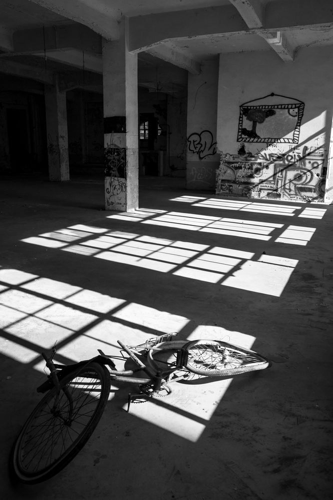 Licht & Schatten eines Fahrrades....
