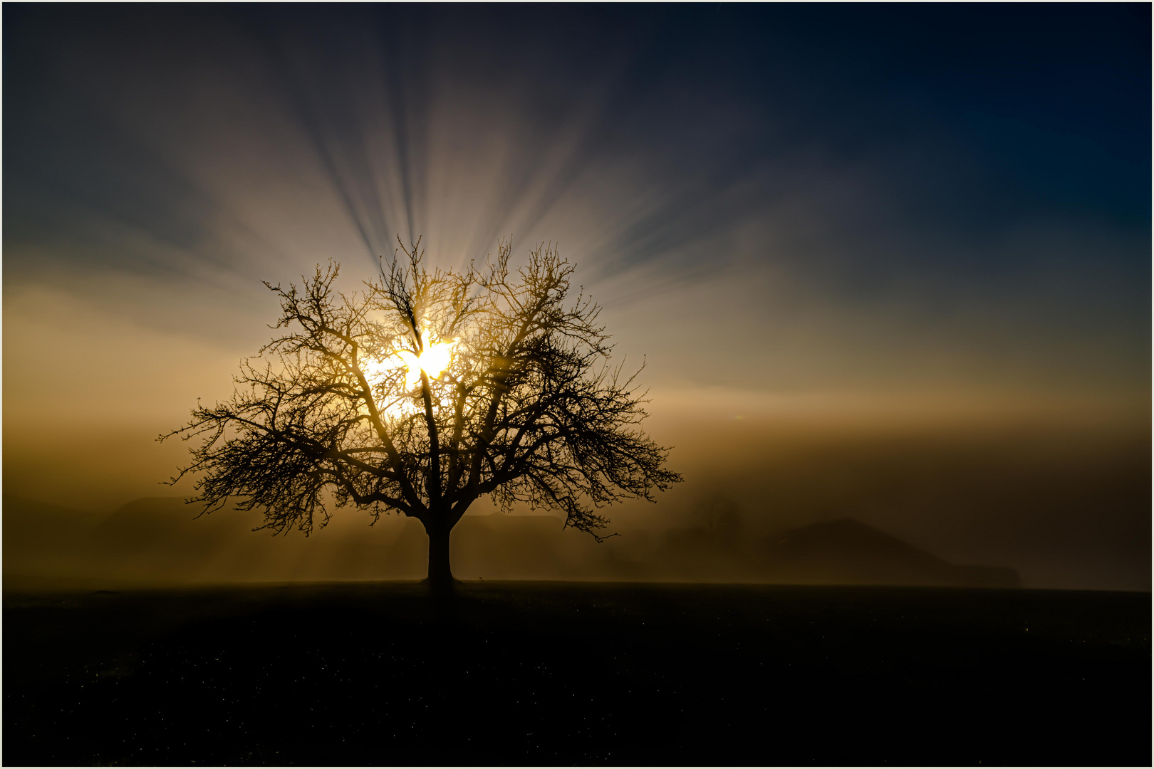 Licht strahlt auf