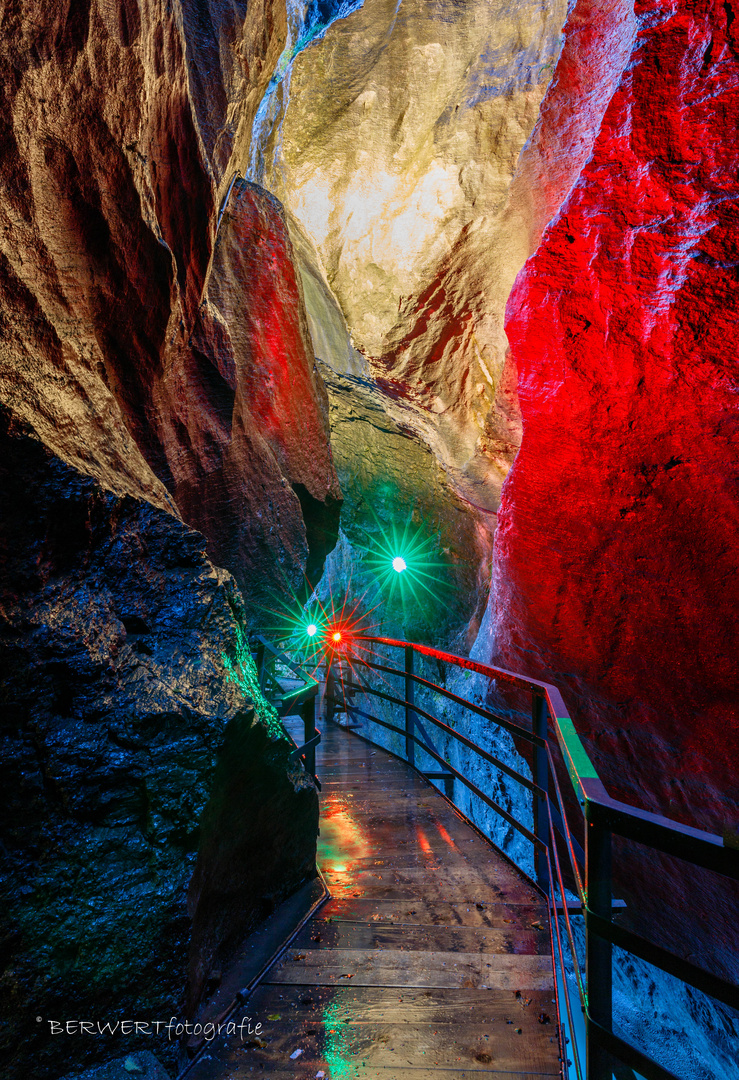 Licht und farbe in der Aareschlucht