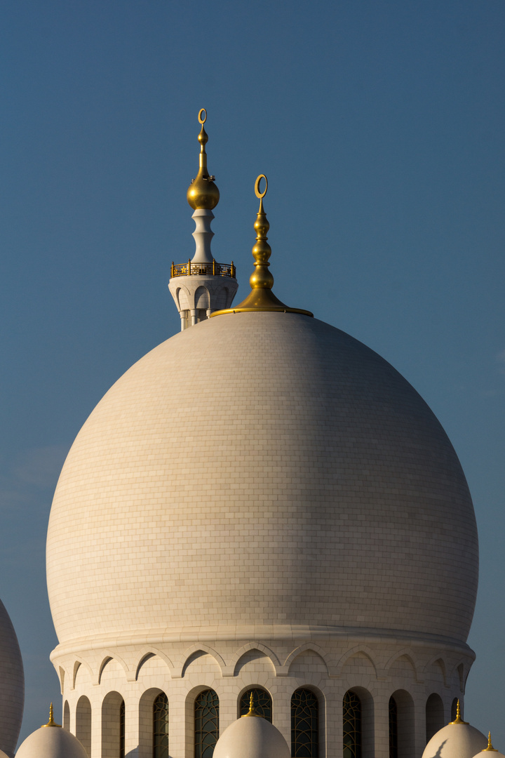 Licht und Schatten - Abu Dhabi Mosque