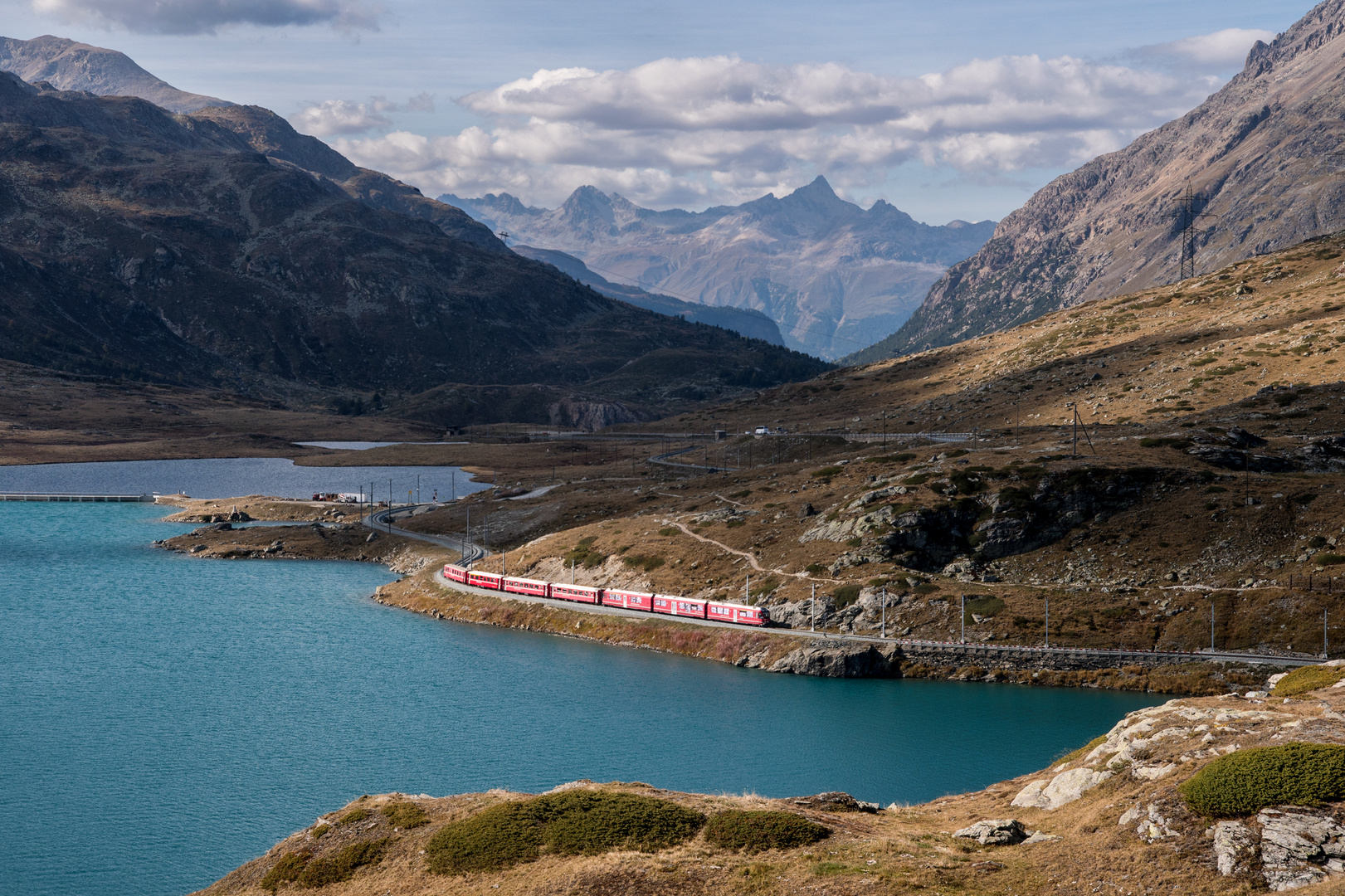 Licht und Schatten am Bernina - I -