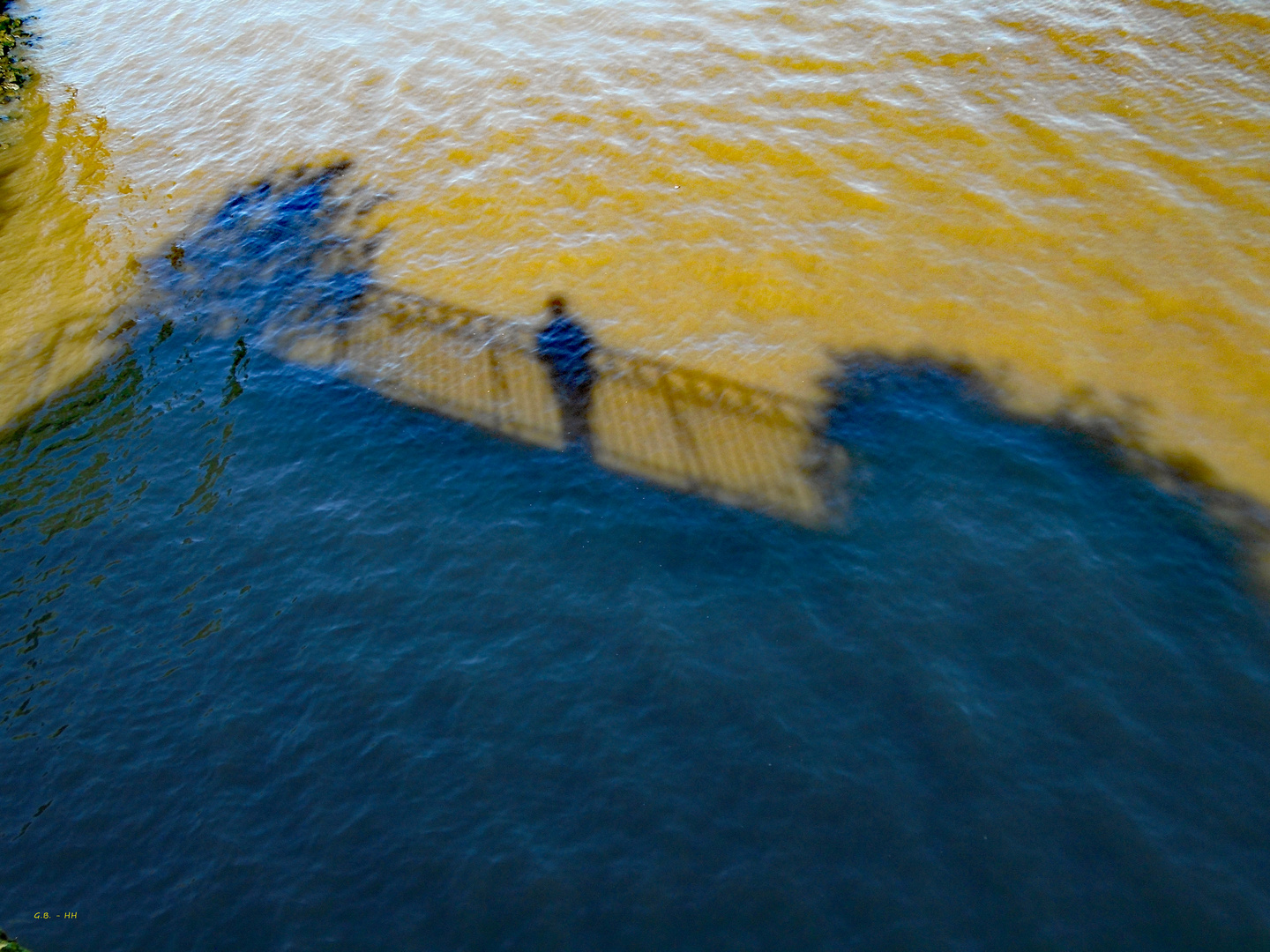 Licht und Schatten auf der Elbe......