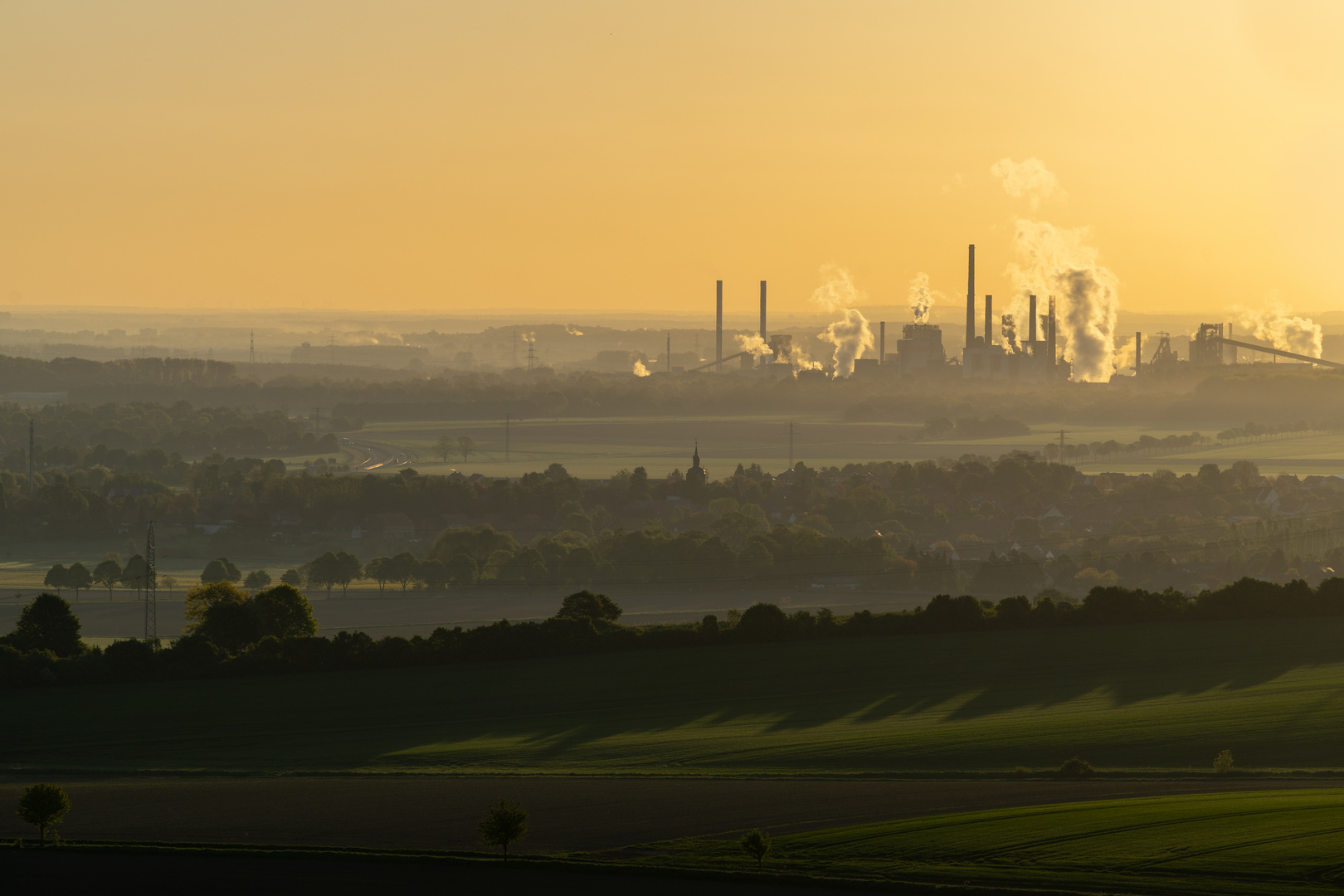 Licht und Schatten bei Sonnenaufgang