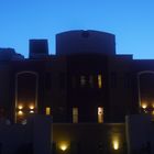 Licht und Schatten in der blauen Stunde Hotel in Malta