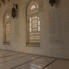 Licht-und Schattenspiel in der S.A.Q.-Moschee