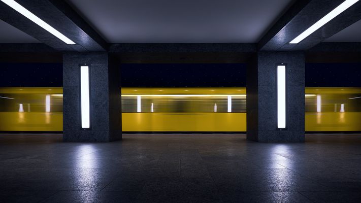 Licht und Symmetrie in der Berliner U-Bahn 