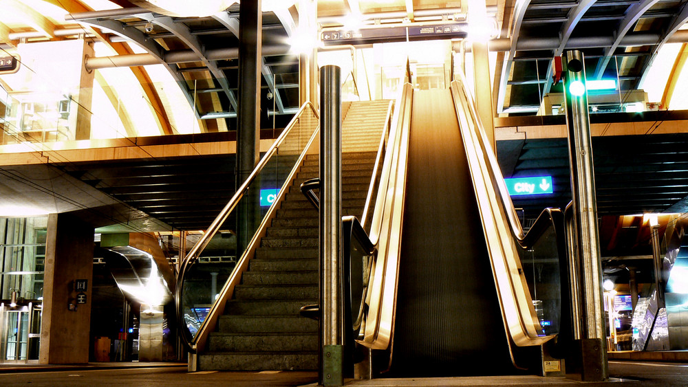 lichtbarerolltreppe.