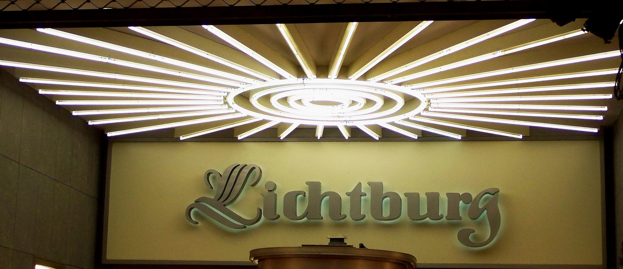 Lichtburg!