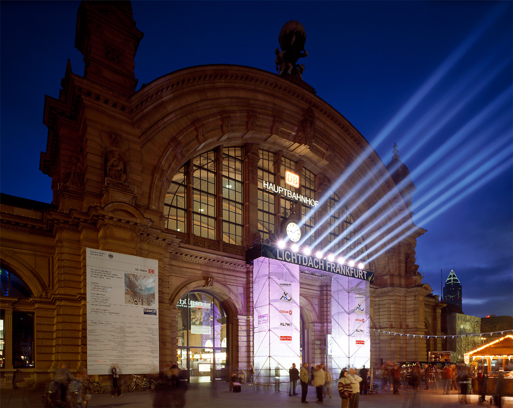 Lichtdach Bahnhof 2006