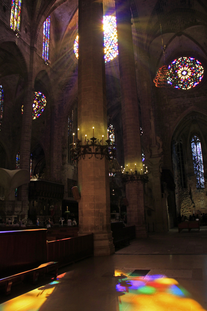 Lichteinfall in der Kathedrale von Palma