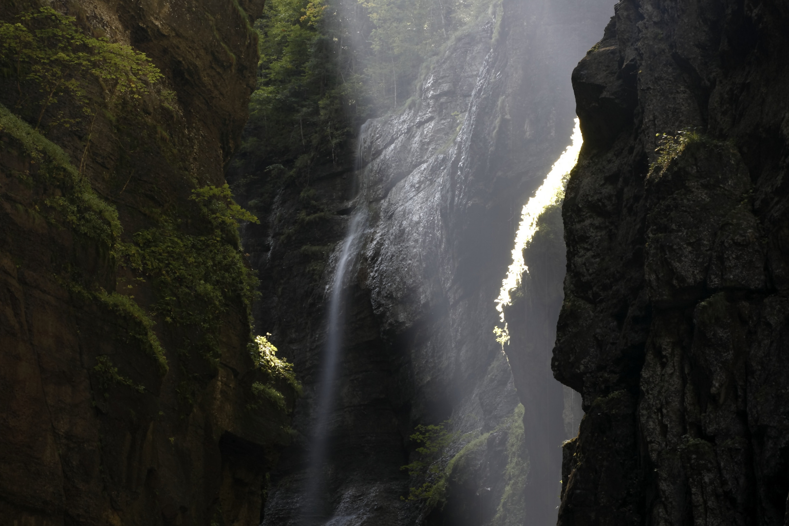 Lichteinfall in der Partnachklamm