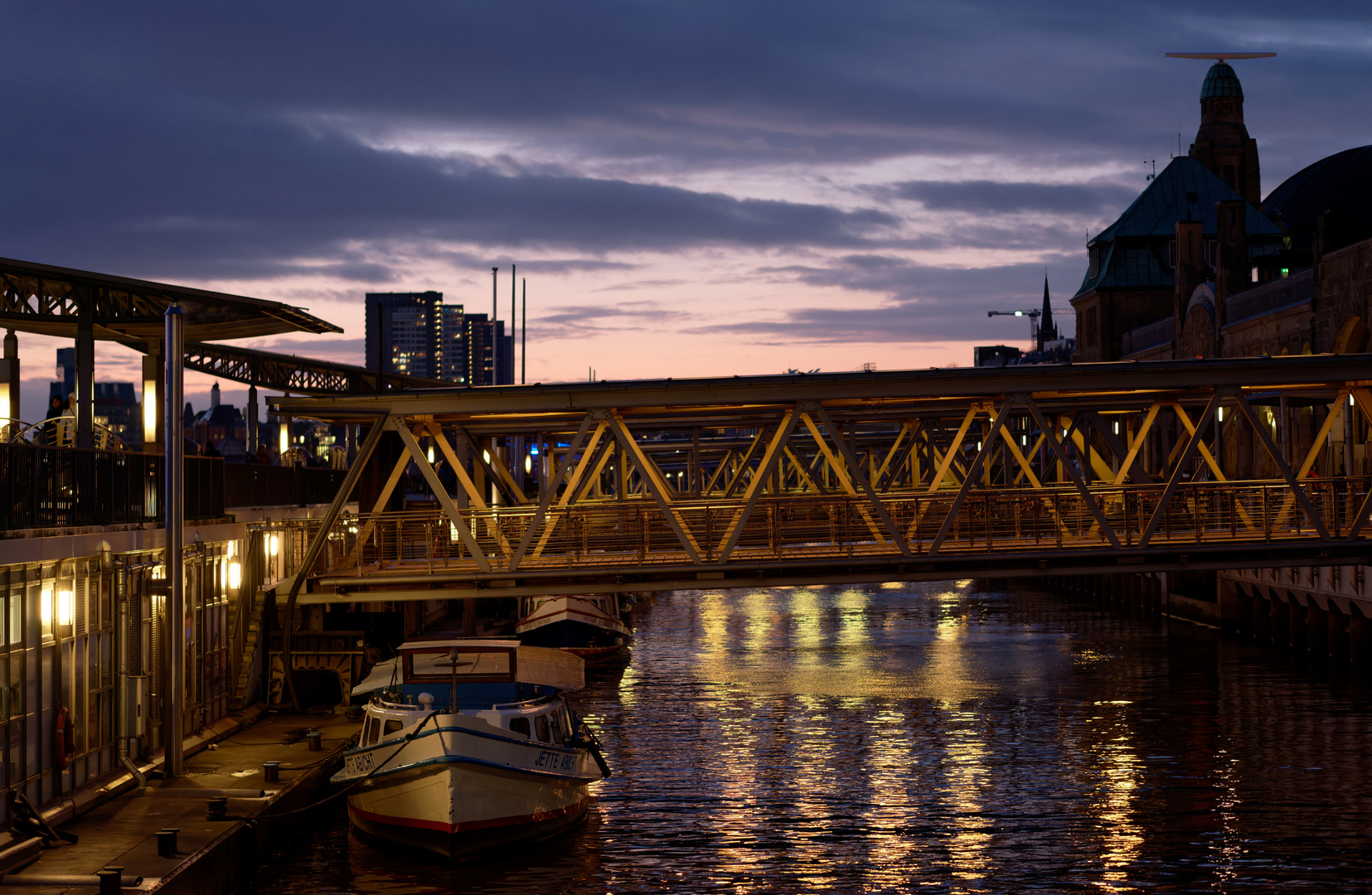 Lichter Am Hafen