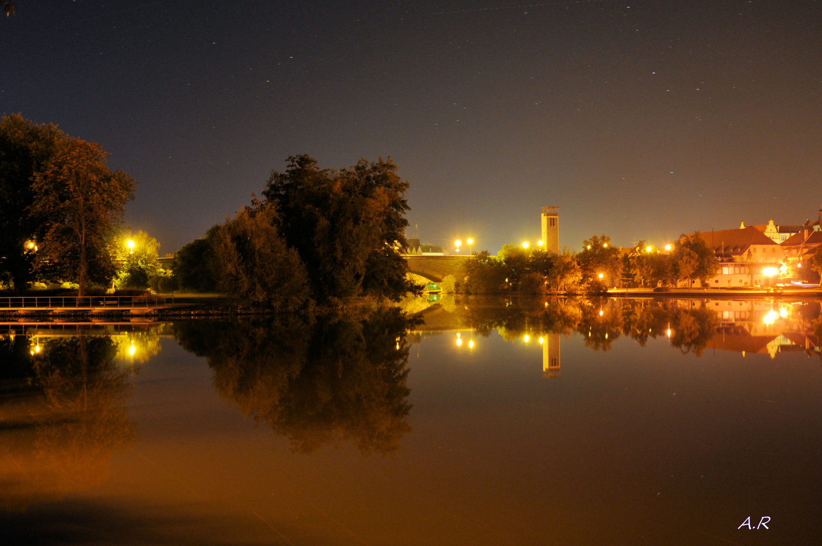 Lichter bei Nacht.